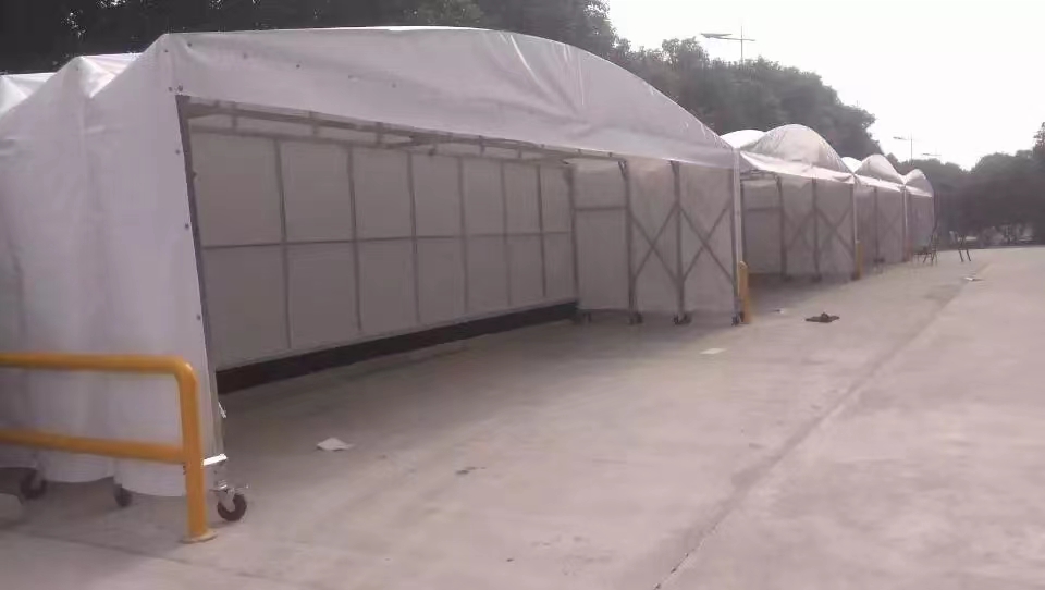 推垃雨篷